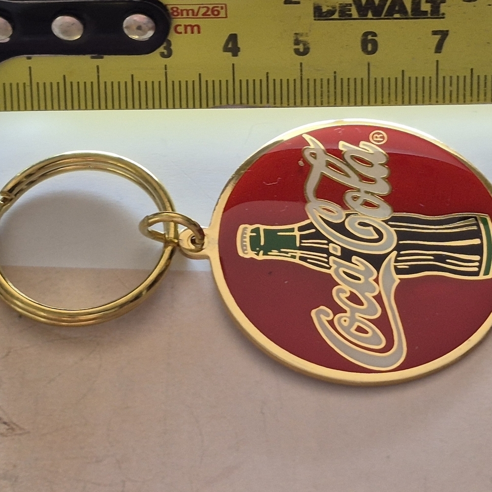 Coca-Cola Gold Textured Keychain - Picture 3 of 3